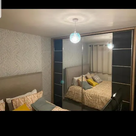 Dengenzy House