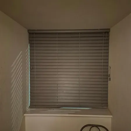 Dengenzy House Quarto em Acomodações Particulares