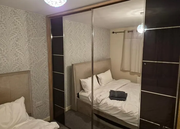 Δωμάτια σε οικογενειακή κατοικία Dengenzy House