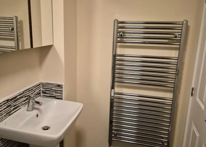 Dengenzy House Homestay Leeds (West Yorkshire)